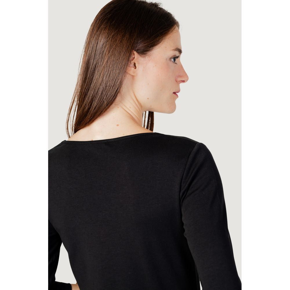 T-Shirt by Street One for women in modal & cotton black features an on trend silhouette, perfectly showcasing a on trend and for an elevated aesthetic.
