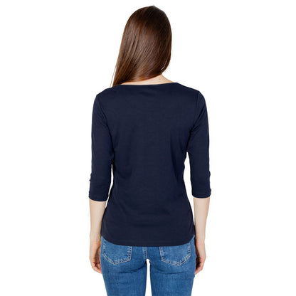 T-Shirt by Street One for women in modal & cotton blue features an on trend silhouette, perfectly showcasing a on trend and round neckline for an elevated aesthetic.