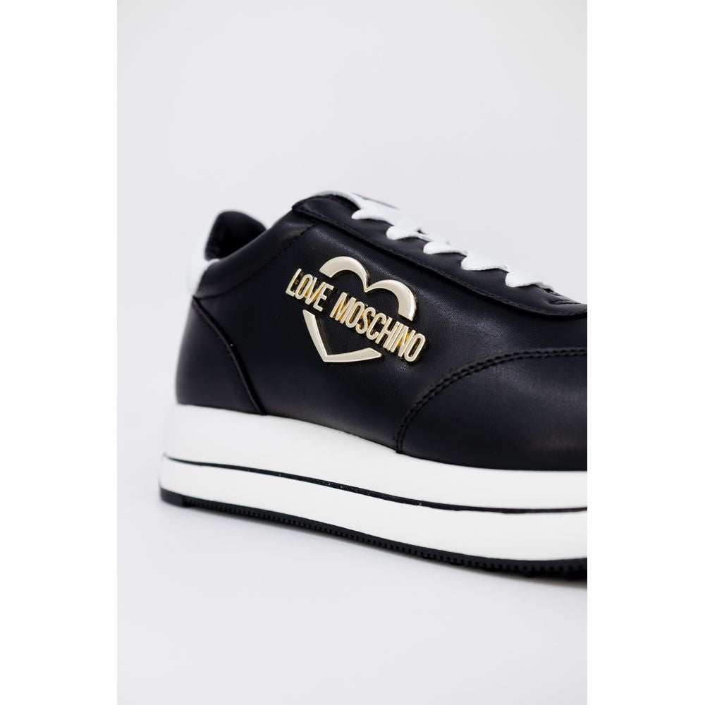 Sneakers by Love Moschino for women in synthetic leather black & gold features an sumptuous silhouette, showcasing the premium Women's Padded Low-Top Casual Synthetic Leather Sneakers in a sumptuous low-top casual style that offers a sumptuous finish for refined style.