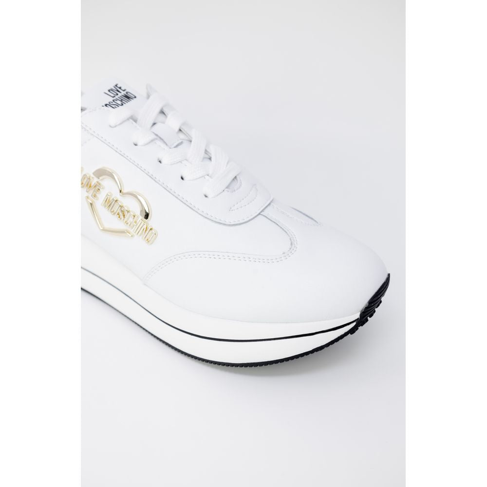 Sneakers by Love Moschino for women in synthetic leather white presents a sumptuous silhouette from the Women's Low-Top Casual Synthetic Leather Sneakers collection, showcasing a sumptuous low-top casual style for an elevated aesthetic.