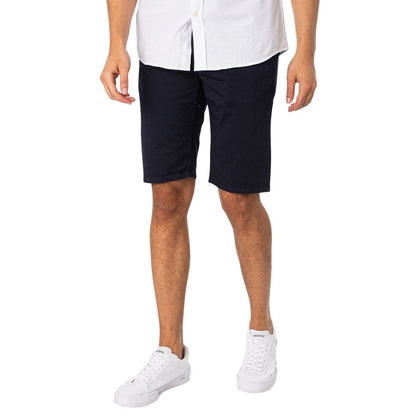 Bermuda Shorts by Lyle & Scott for men in stretch cotton blue features an nuanced silhouette, showcasing a nuanced with a short cut and for a sophisticated, premium finish.