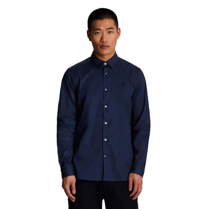 Shirt by Lyle & Scott for men in stretch cotton blue showcases a sublime silhouette, artfully detailed with a sublime and for a sophisticated, sublime finish.