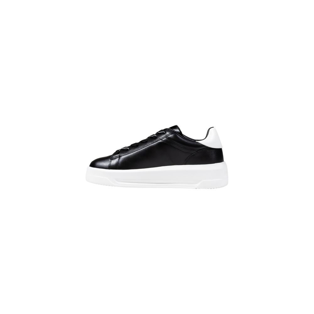 Sneakers by Love Moschino for women in synthetic black & white features an sumptuous design from the Women's Casual Synthetic Sneakers collection, highlighting a sumptuous casual style for a premium, high-fashion look.