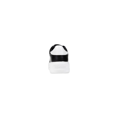 Sneakers by Love Moschino for women in synthetic black & white features an sumptuous silhouette, showcasing the premium Women's Casual Synthetic Sneakers in a sumptuous casual style that offers a sumptuous finish for refined style.