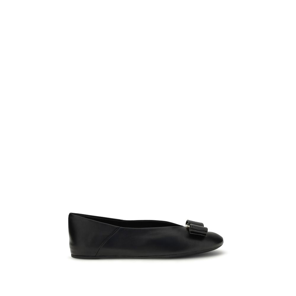 Ballet Flat Shoes by Ferragamo for women in bos taurus calf leather black showcases a resplendent Women's Bos Taurus Calf Leather Ballet Flat Shoes aesthetic with a and .