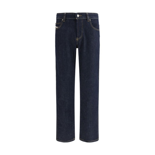 Jeans by Diesel for men in stretch organic cotton denim black & natural features an refined tailoring silhouette, showcasing a premium regular-fit & slim with a and long cut for a refined tailoring look.