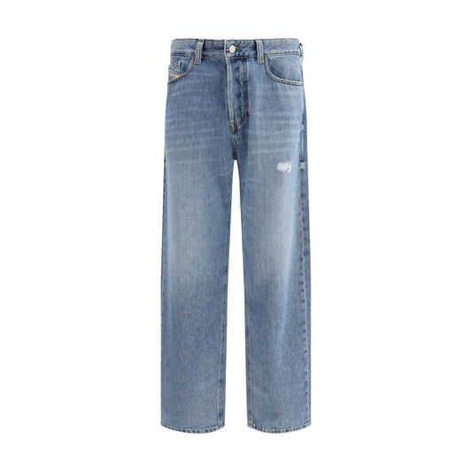 Jeans by Diesel for men in organic cotton denim blue presents a refined pantology silhouette, artfully defined by a refined pantology tapered-leg, relaxed-fit & regular-fit, long, and a sophisticated mid rise.