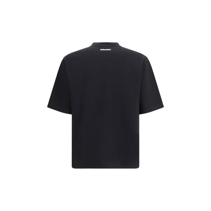 T-Shirt by Dsquared² for men in cotton black & print showcases a unassuming silhouette, artfully detailed with a refined crew neckline and unassuming for a sophisticated, contemporary look.