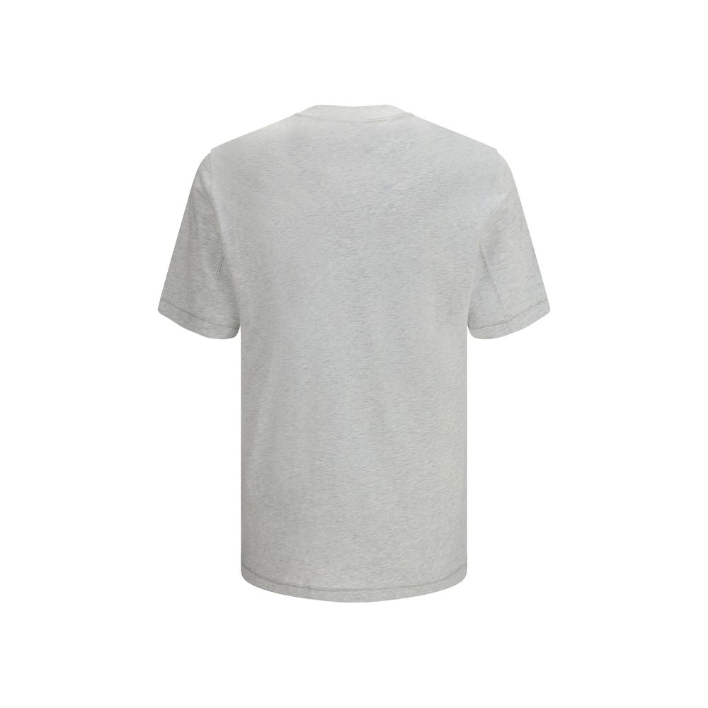 T-Shirt by Brunello Cucinelli for men in cotton gray & signature showcases a dramatic silhouette, elegantly detailed with a dramatic crew neckline and for a truly dramatic finish.