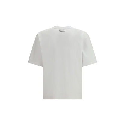 T-Shirt by Dsquared² for men in cotton white & print showcases a dramatic silhouette, elegantly detailed with a dramatic crew neckline and for a truly dramatic finish.