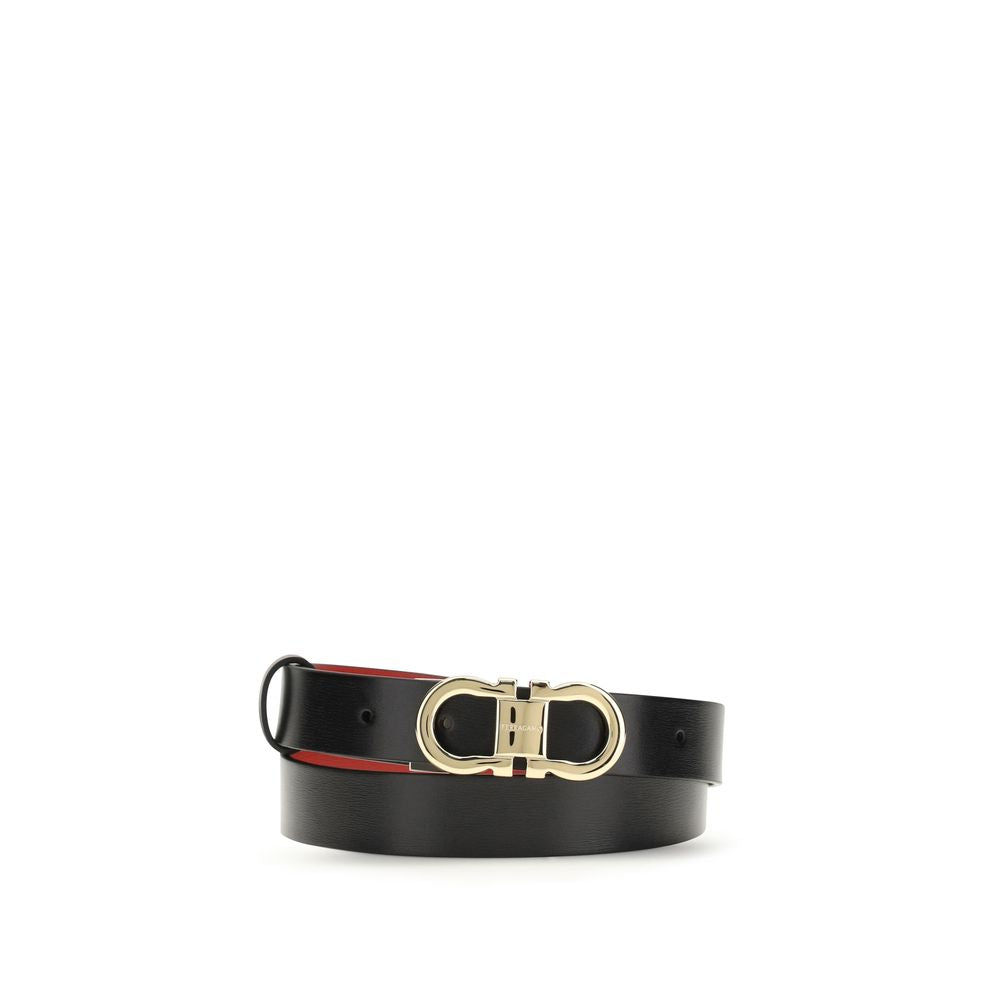 Belt by Ferragamo for women in bos taurus calfskin leather black & gold features a versatile silhouette, artfully showcasing the versatile design of the Gancini Bos Taurus Calfskin Leather Belt for a sophisticated, premium finish.