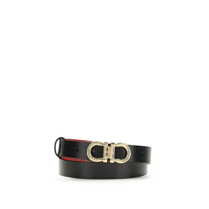 Belt by Ferragamo for women in bos taurus calfskin leather black & gold features a versatile silhouette, artfully showcasing the versatile design of the Gancini Bos Taurus Calfskin Leather Belt for a sophisticated, premium finish.