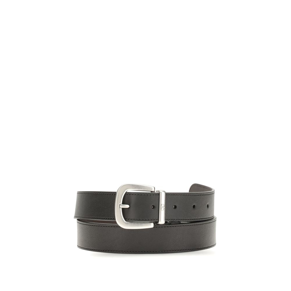 Belt by Valentino Garavani for men in bos taurus calf leather black & silver presents a artisanal silhouette from the Bos Taurus Calf Leather Belt collection, showcasing an artisanal design and refined craftsmanship for a artisanal look.