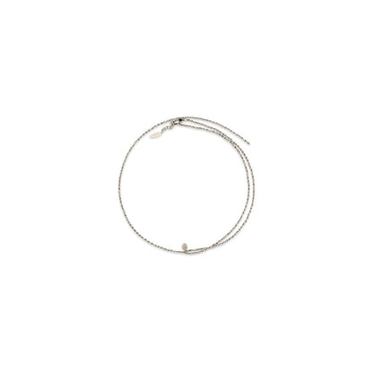 Necklace by Brunello Cucinelli for women in polyester polyethylene & polyurethane gray features an resplendent silhouette, showcasing a sophisticated from the Women's Metal Necklace collection for a resplendent finish.