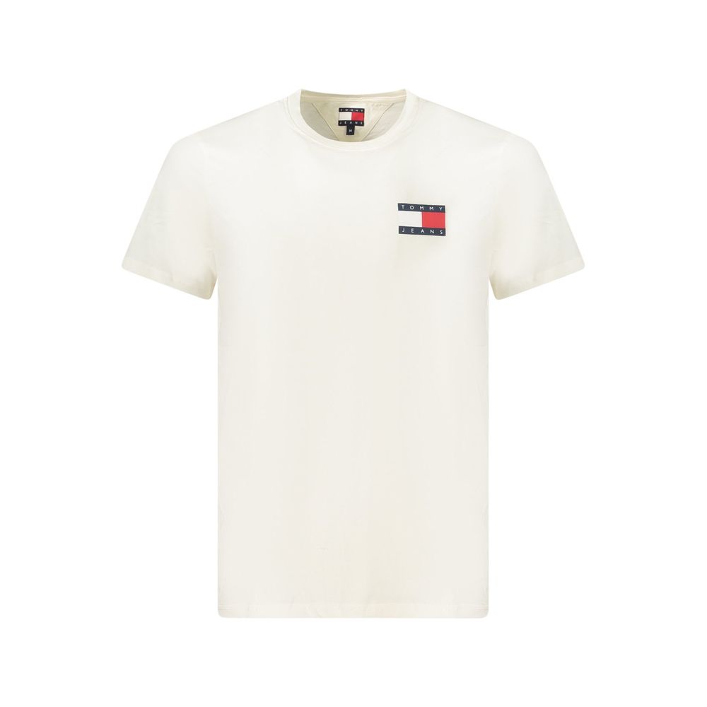 T-Shirt by Tommy Hilfiger for men in cotton white features an edgy silhouette, meticulously detailed with a sophisticated and for a truly edgy finish.
