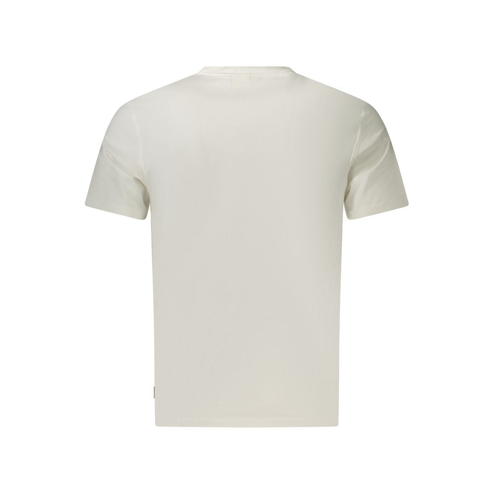 T-Shirt by Pepe Jeans for men in cotton white features an edgy silhouette, meticulously detailed with a sophisticated and for a truly edgy finish.