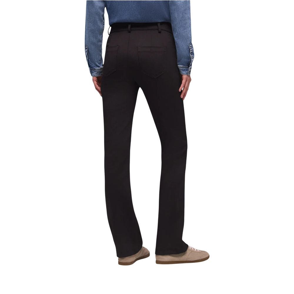 Jeans by Street One for women in stretch denim twill black features a refined silhouette with a refined bootcut & regular-fit, defined by a and a refined long for a refined finish.