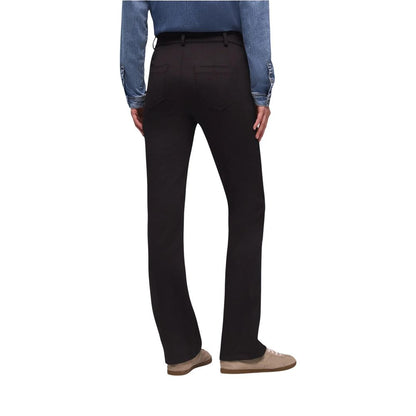 Jeans by Street One for women in stretch denim twill black features a refined silhouette with a refined bootcut & regular-fit, defined by a and a refined long for a refined finish.