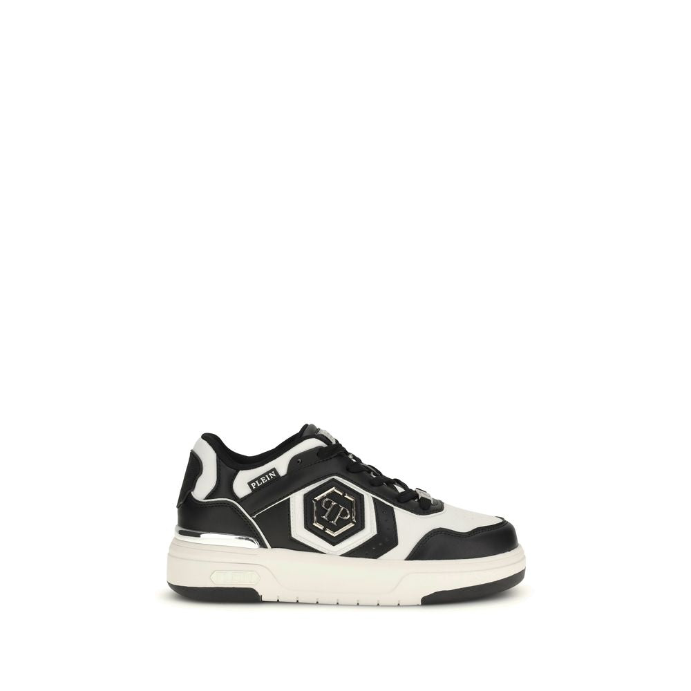Athletic Sneakers by Philipp Plein for men in bos taurus calf leather & canvas black showcases an impeccable silhouette, defined by an impeccable athletic style design that perfectly captures the essence of the Men's Athletic Bos Taurus Calf Leather & Canvas Sneakers.