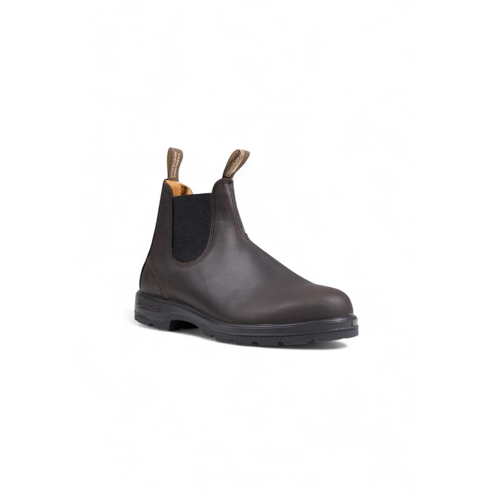 Ankle Boots by Blundstone for men in leather & rubber brown features an dynamic silhouette, showcasing the dynamic Men's Leather & Rubber Ankle Boots design with its distinctive and elegant .