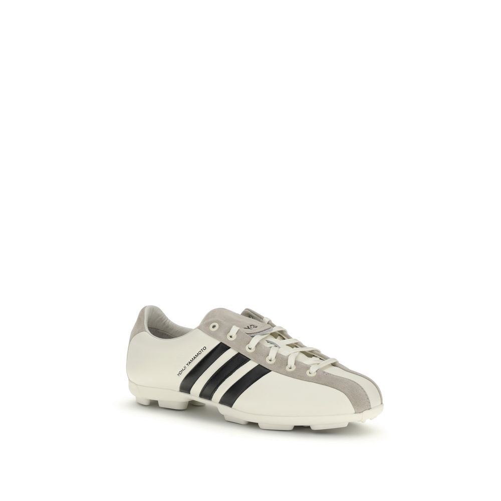 Athletic Sneakers Y-3 men bos taurus calf suede leather white & striped featuring a avant-garde Men's Athletic Bos Taurus Calf Suede Leather Sneakers design with a avant-garde athletic style for a refined finish.