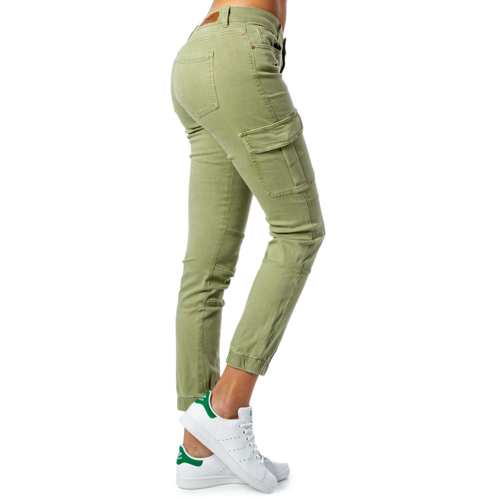Trousers by Only for women in stretch cotton green features a sculptural silhouette, showcasing a sculptural skinny and long with a sophisticated for a sculptural finish.