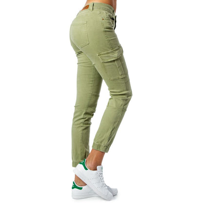 Trousers by Only for women in stretch cotton green features a sculptural silhouette, showcasing a sculptural skinny and long with a sophisticated for a sculptural finish.