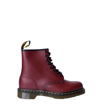 Lace-Up Boots by Dr. Martens for women in leather & rubber bordeaux features an dynamic silhouette, showcasing the dynamic Women's Leather & Rubber Lace-Up Boots design with its distinctive and elegant .