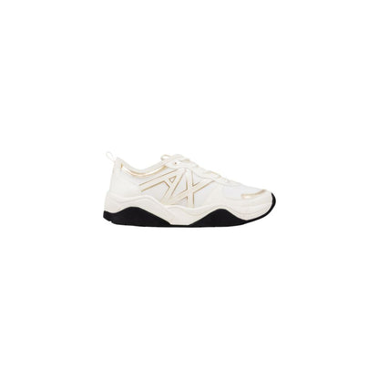 Sneakers by Armani Exchange for women in polyester white features a sumptuous design, perfectly showcasing the sumptuous athletic casual style of this Women's Athletic Casual Polyester Sneakers.
