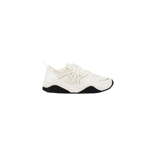 Sneakers by Armani Exchange for women in polyester white features a sumptuous design, perfectly showcasing the sumptuous athletic casual style of this Women's Athletic Casual Polyester Sneakers.