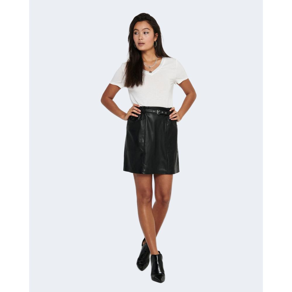 Skirt by Only for women in polyester black features a sublime silhouette, showcasing the sublime design of the Women's Mini Polyester Skirt in a sophisticated mini.