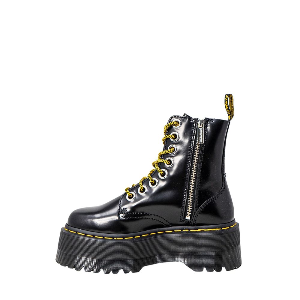 Lace-Up Combat Boots by Dr. Martens for women in pvc black features an high-performance silhouette, showcasing the sophisticated design of the Women's PVC Lace-Up Combat Boots with a and a refined .