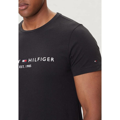 T-Shirt by Tommy Hilfiger for men in cotton black features a plush silhouette, showcasing a sophisticated and for a truly plush finish.