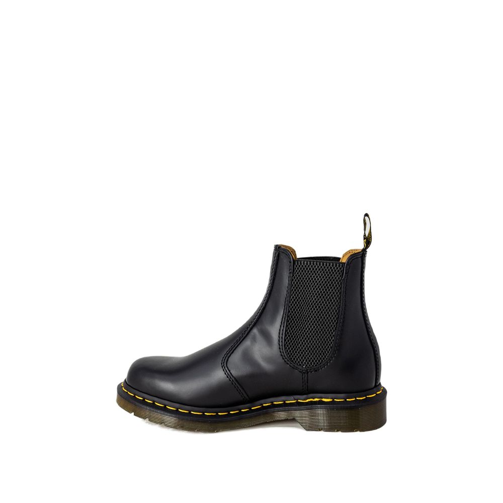 Ankle Boots by Dr. Martens for women in leather black & yellow features an high-performance design from the Women's Leather Ankle Boots collection, highlighting a high-performance and for a refined look.
