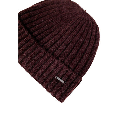 This Hat by Antony Morato for men in stretch polyamide mohair & marabou wool bordeaux features a exquisite silhouette, artfully capturing the sophisticated design and premium aesthetic of the Stretch Polyamide Mohair & Marabou Wool Hat.