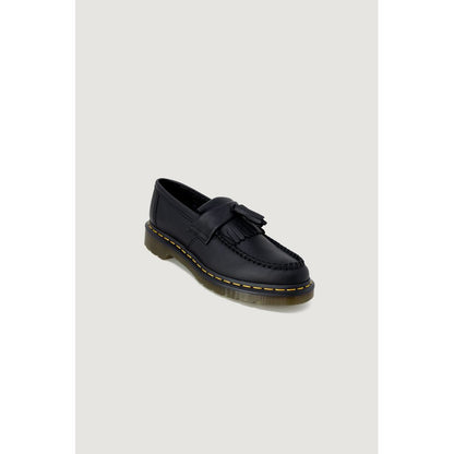 This Platform Loafers Pumps Heels by Dr. Martens for women in leather black presents a effortlessly chic silhouette from the Women's Leather Platform Loafers Pumps Heels collection, featuring a effortlessly chic platform and effortlessly chic .
