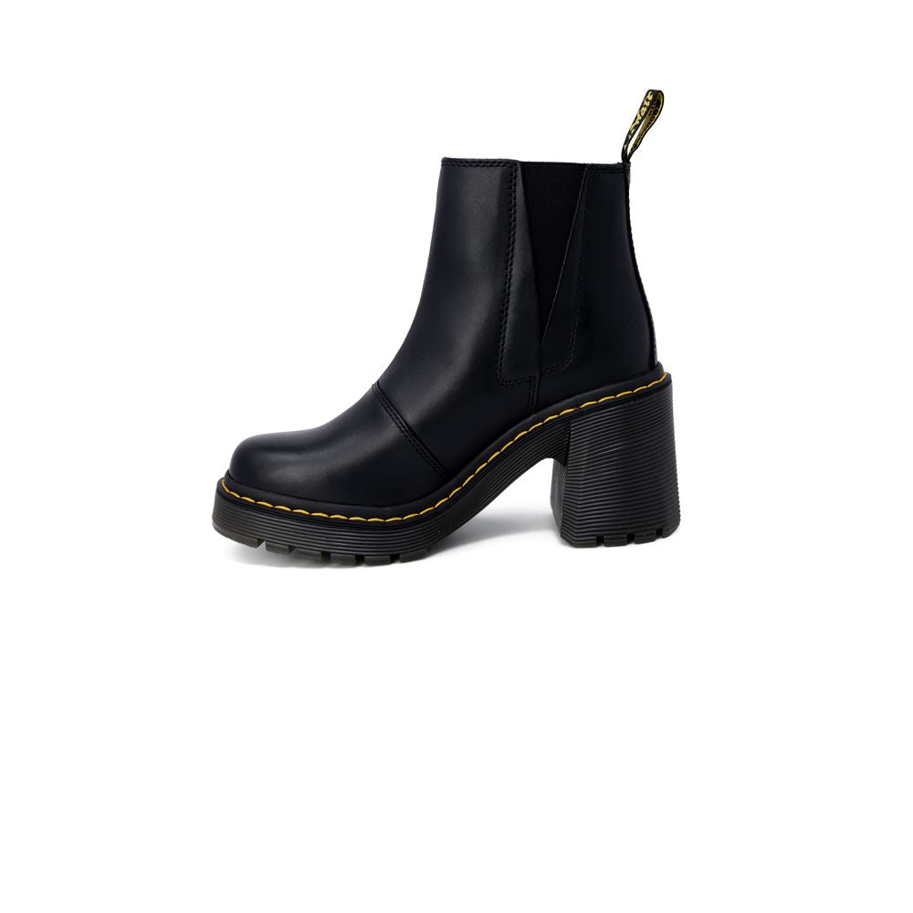 This High-Heel Pumps Heels by Dr. Martens for women in leather black presents a effortlessly chic silhouette from the Women's Leather High-Heel Pumps Heels collection, featuring a effortlessly chic high-heel and effortlessly chic .
