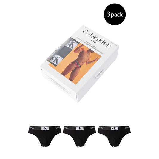 Underwear Briefs by Calvin Klein Underwear for men in cotton black features a subtle silhouette, showcasing the subtle design of this Men's Cotton Briefs with a subtle fit.