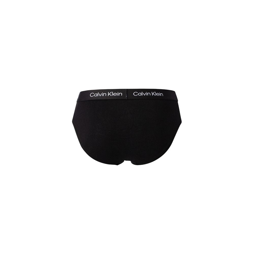 Underwear Briefs by Calvin Klein Underwear for men in cotton black features a contoured Men's Cotton Briefs design with a contoured finish.