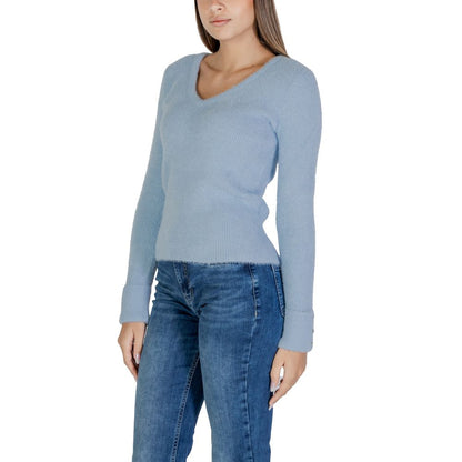Sweatshirt by Morgan De Toi for women in polyamide & polyester blue features an provocated silhouette, detailed with a provocated and a refined for a sophisticated aesthetic.