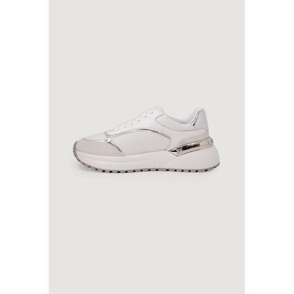 Sneakers by PINKO for women in calf leather & rubber white presents a sumptuous silhouette as Women's Padded Low-Top Casual Calf Leather & Rubber Sneakers, expertly defined by a sumptuous low-top casual style for a sumptuous, high-fashion look.