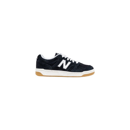 Sneakers by New Balance for women in leather & rubber black & white features a sumptuous design, perfectly showcasing the sumptuous athletic casual style of this Women's Athletic Casual Leather & Rubber Sneakers.