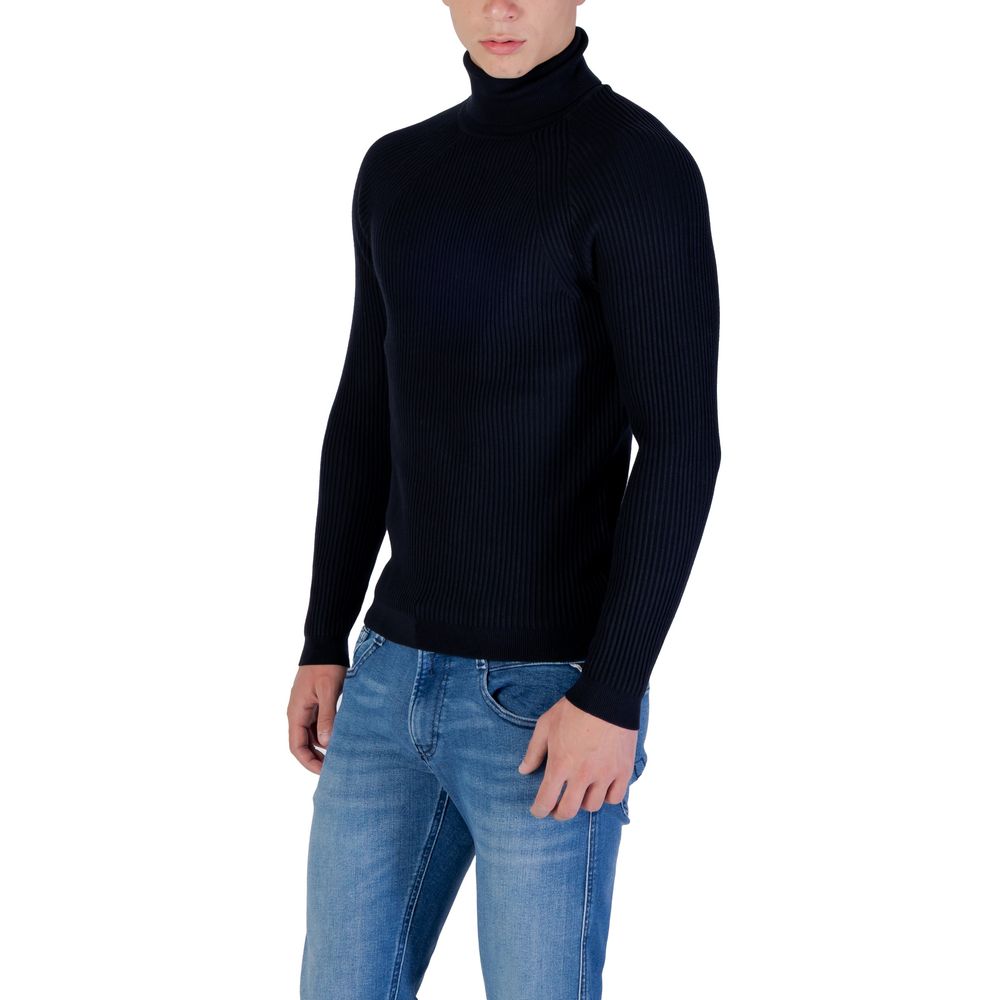 Sweater by Antony Morato for men in stretch viscose blue showcases an masterful silhouette, artfully detailed with a masterful and for a sophisticated, premium finish.