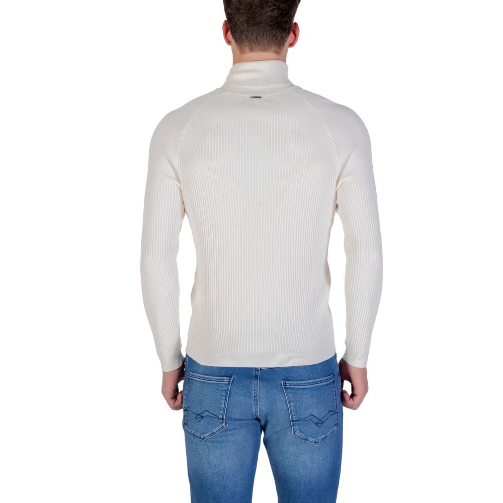Sweater by Antony Morato for men in stretch viscose cream showcases a discreet silhouette, finished with a discreet turtle high-neck neckline and for a discreet look.