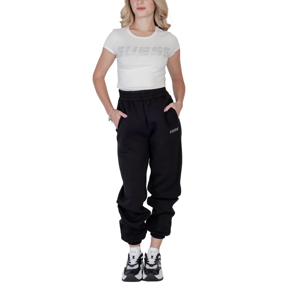 T-Shirt by Guess Active for women in stretch cotton cream showcases a dramatic silhouette, elegantly detailed with a dramatic and for a truly dramatic finish.