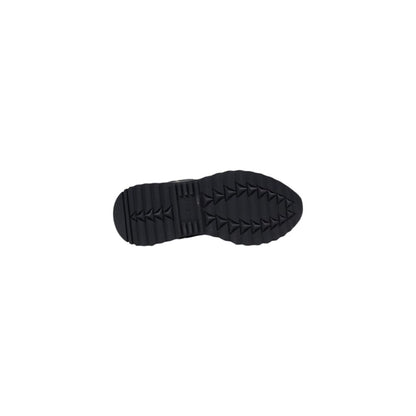 Sneakers by Guess for women in polyethylene & polyurethane black features an opulent silhouette from the Women's Low-Top Casual Polyethylene & Polyurethane Sneakers collection, showcasing a signature low-top casual style with an opulent finish.