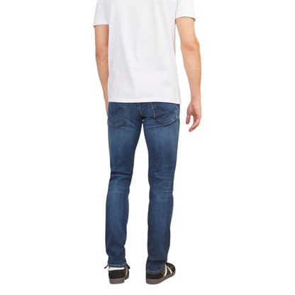 Jeans by Jack Jones for men in denim cotton blue features an refined tailoring silhouette, showcasing a premium straight-leg, relaxed-fit & regular-fit with a and long cut for a refined tailoring look.