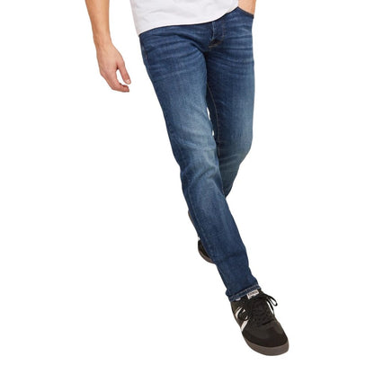 Jeans by Jack Jones for men in denim cotton blue presents a tailored silhouette, showcasing a tailored straight-leg, relaxed-fit & regular-fit and long cut with a refined for a truly tailored aesthetic.