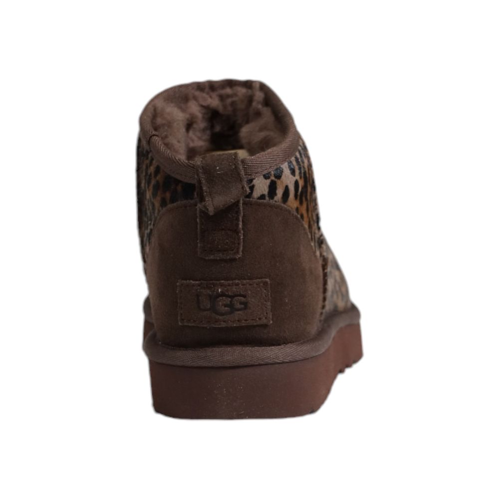 Ankle Boots by UGG for women in suede leather & rubber animal & brown showcases a aeronautic silhouette as Women's Suede Leather & Rubber Ankle Boots, artfully defined by a aeronautic and a aeronautic .