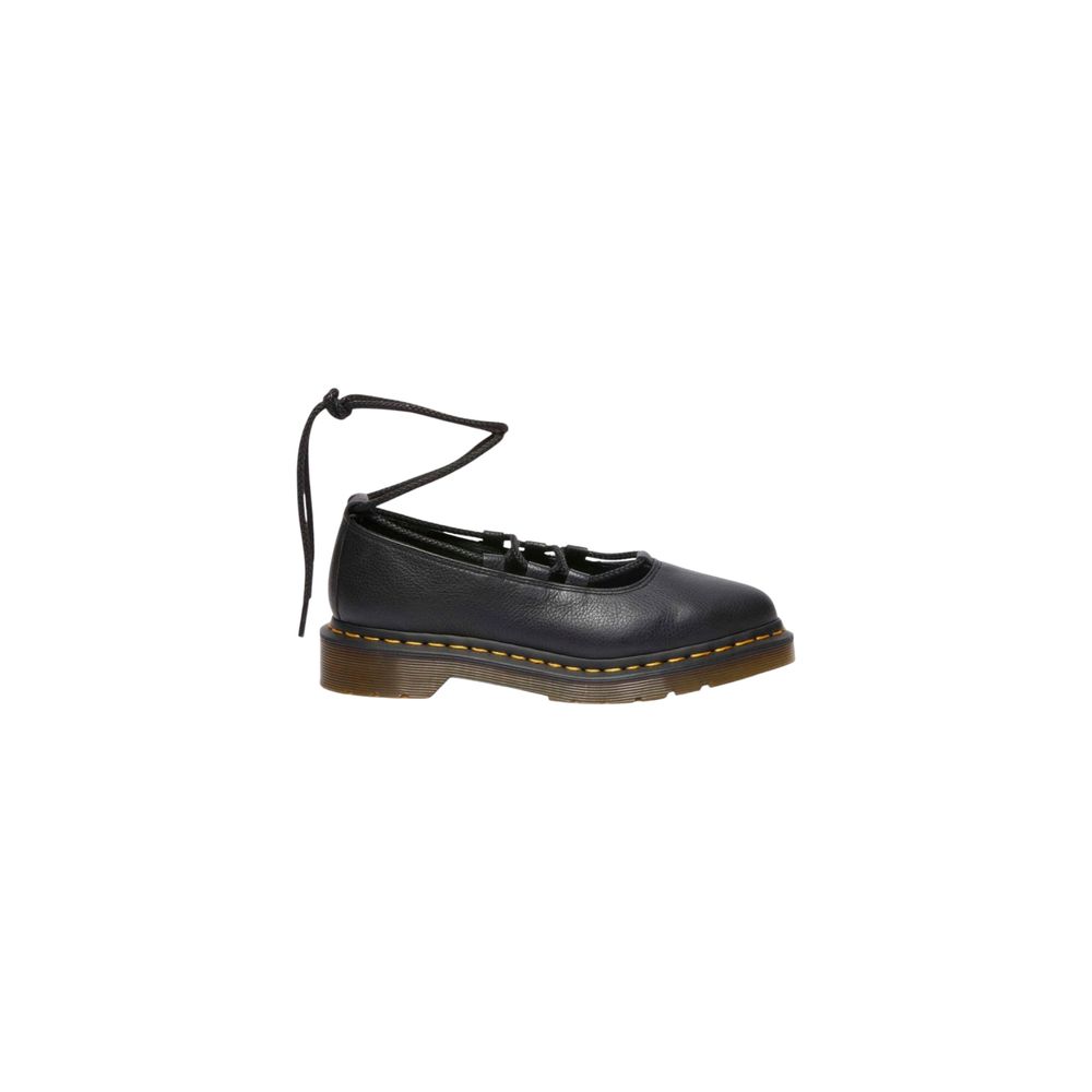 This Platform Pumps Heels by Dr. Martens for women in leather & rubber black presents a effortlessly chic silhouette from the Women's Leather & Rubber Platform Pumps Heels collection, featuring a effortlessly chic platform and effortlessly chic .